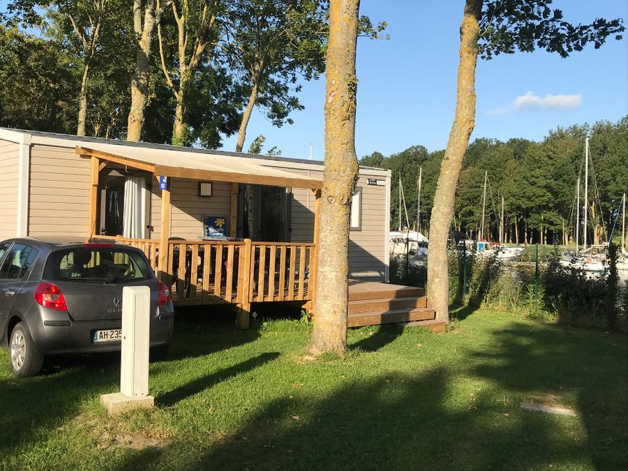 Mobilhome 4 personnes - PREMIUM 34m² - (4pers) 2 CH + 2 SDB + LV + TV + Barbecue + Terrasse 1