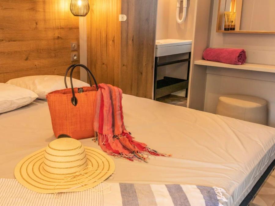 Mobilhome 4 personnes - Mobil-home Premium Alizé 3 Pièces 4 Personnes + TV 2sdb 2