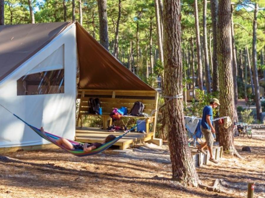 Tente en toile et en bois 4 personnes - TENTE LODGE - Les Yuccas | 4 pers. 2 ch. 6