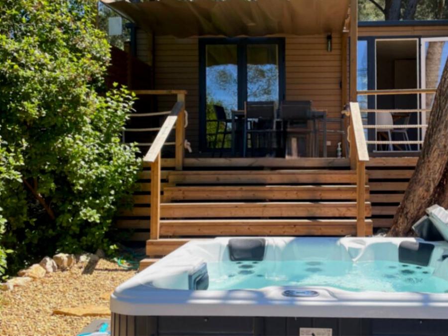 Mobilhome 5 personnes - NEW 2023 ! Cottage MAGNOLIA + jacuzzi 32m² (2 chambres) 0