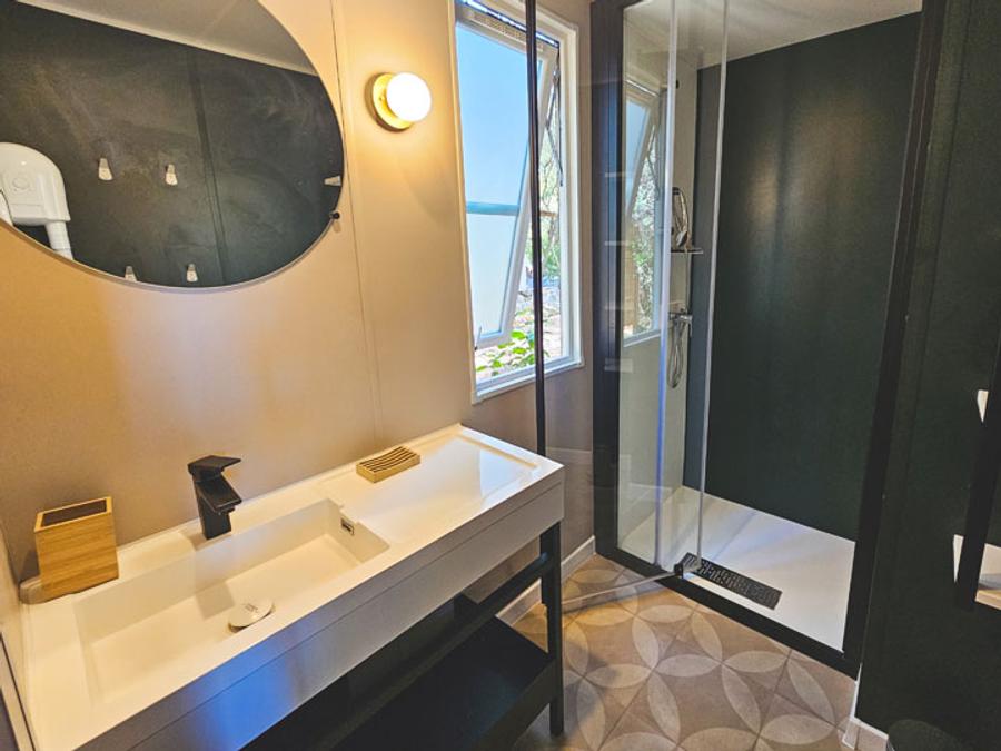 Mobilhome 5 personnes - NEW 2023 ! Cottage MAGNOLIA + jacuzzi 32m² (2 chambres) 25