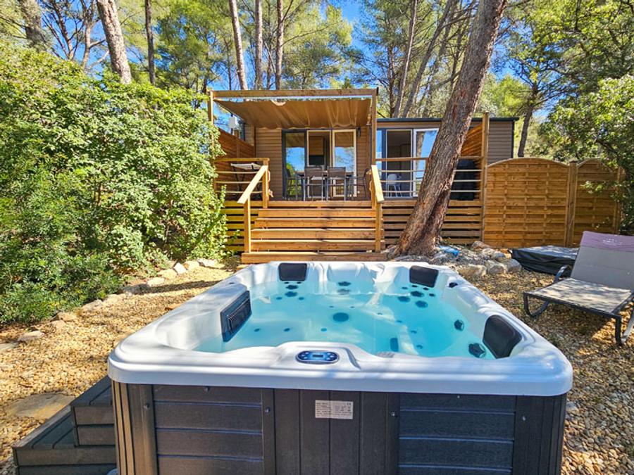 Mobilhome 5 personnes - NEW 2023 ! Cottage MAGNOLIA + jacuzzi 32m² (2 chambres) 18