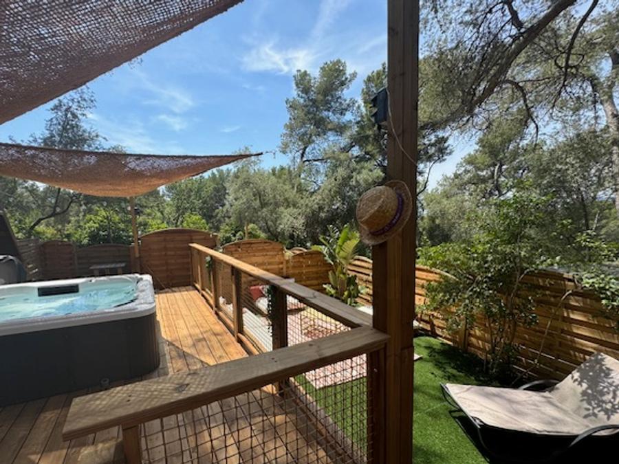 Mobilhome 10 personnes - NEW 2024 Cottage Côté Jardin Jacuzzi (6/8P) PRESTIGE 3CH. 2SDB + TIPI 2 couchages 28
