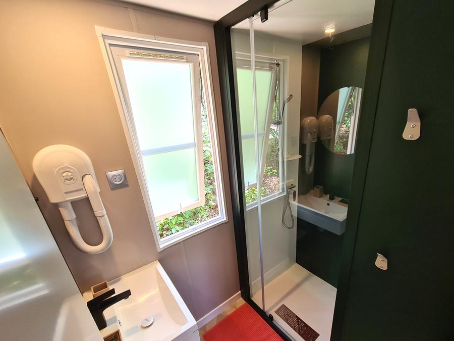 Mobilhome 10 personnes - NEW 2024 Cottage Côté Jardin Jacuzzi (6/8P) PRESTIGE 3CH. 2SDB + TIPI 2 couchages 21