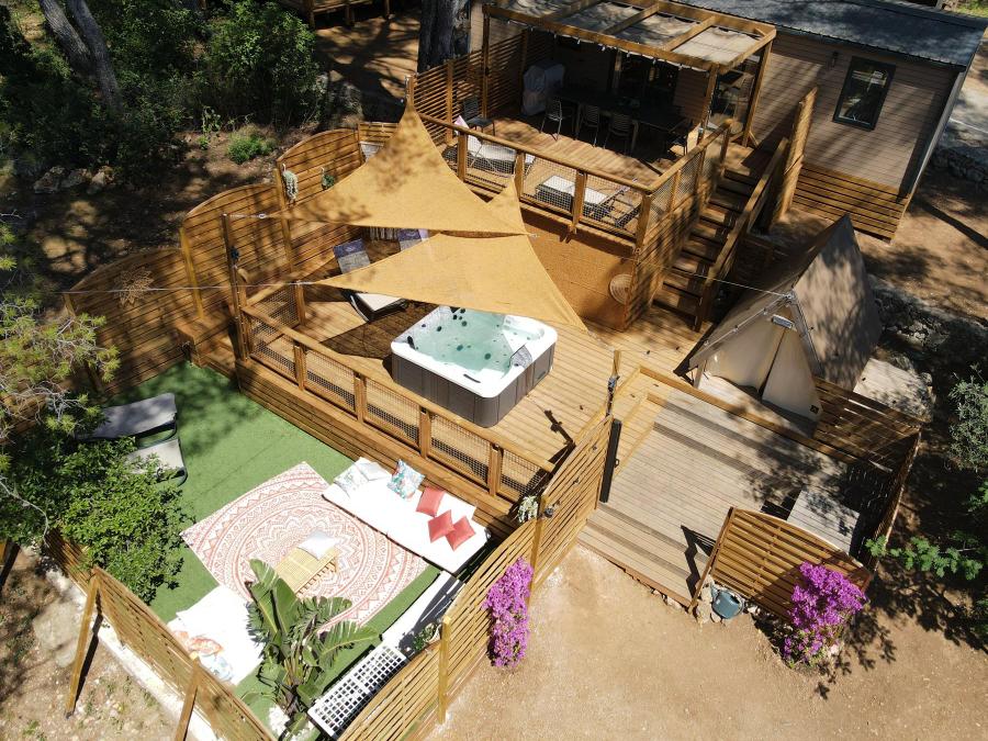 Mobilhome 10 personnes - NEW 2024 Cottage Côté Jardin Jacuzzi (6/8P) PRESTIGE 3CH. 2SDB + TIPI 2 couchages 0