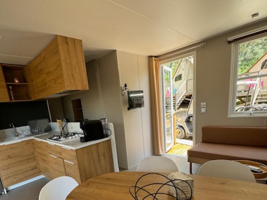 Mobilhome 10 personnes - NEW 2024 Cottage Côté Jardin Jacuzzi (6/8P) PRESTIGE 3CH. 2SDB + TIPI 2 couchages 29