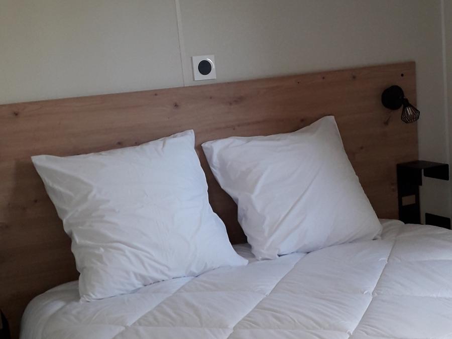 Mobilhome 4 personnes - CONFORT 27 m² - 2 chambres - terrasse couverte - TV 8