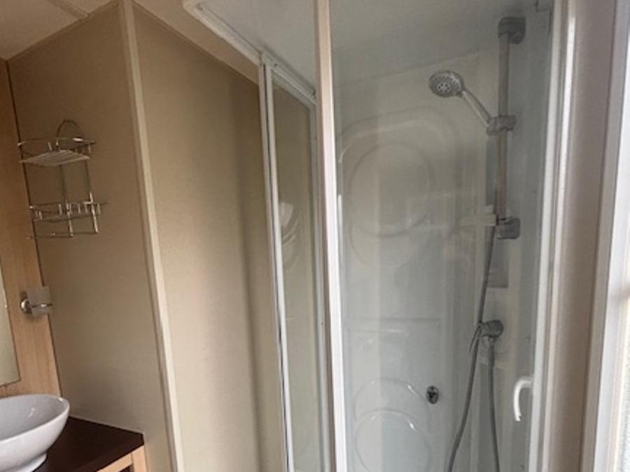 Mobilhome 6 personnes - 3 chambres - terrasse couverte - TV 20