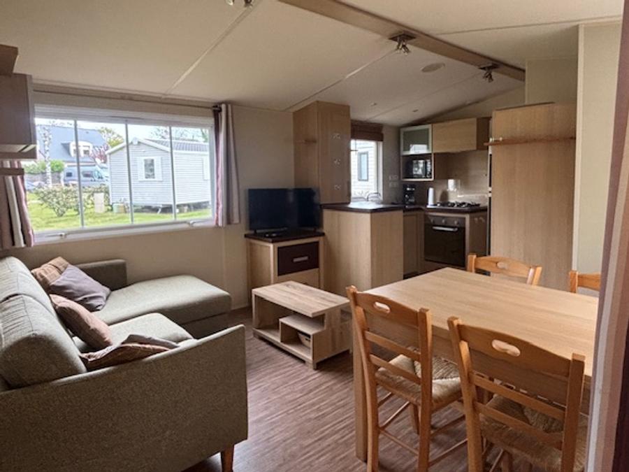 Mobilhome 6 personnes - 3 chambres - terrasse couverte - TV 17