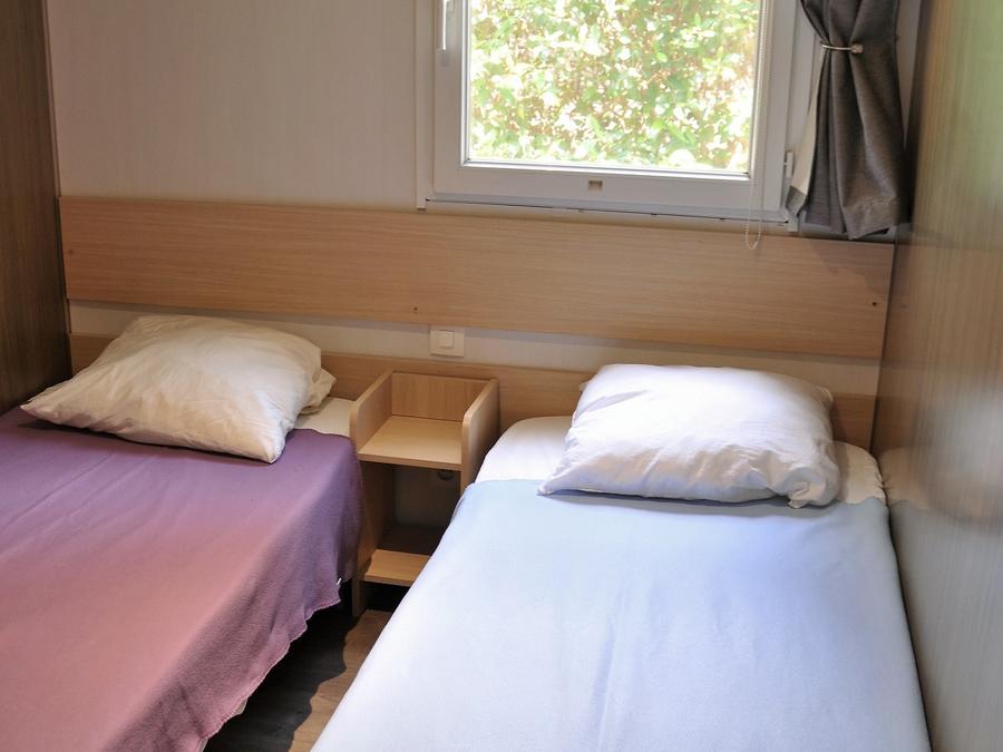 Mobilhome 4 personnes - Maldives CONFORT -2 chambres 30m²- *Clim, terrasse, TV* 5