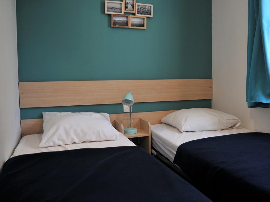Mobilhome 4 personnes - Grand Large CONFORT -2 chambres 30m²- *Clim, terrasse, TV* 3