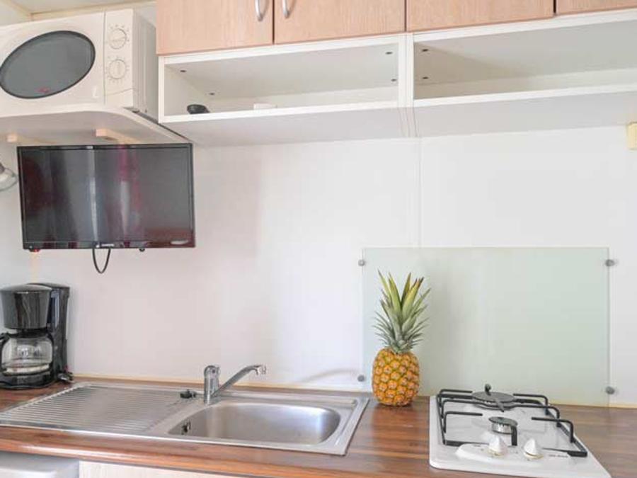 Mobilhome 2 personnes - Mobil-home standard - 15 m² (1 chambre - climatisation - TV) 1