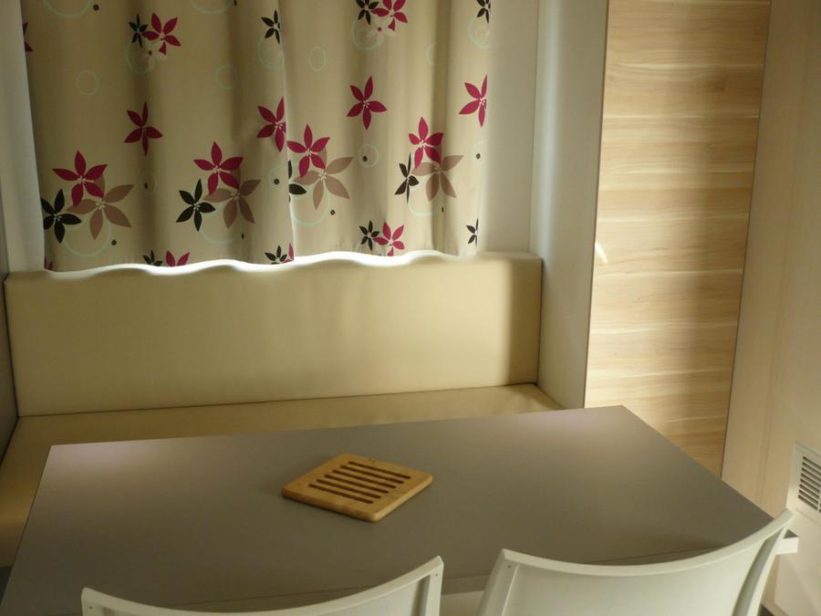 Mobilhome 4 personnes - Mobil home 20m² - 2 chambres + terrasse semi couverte 7,50m² 2