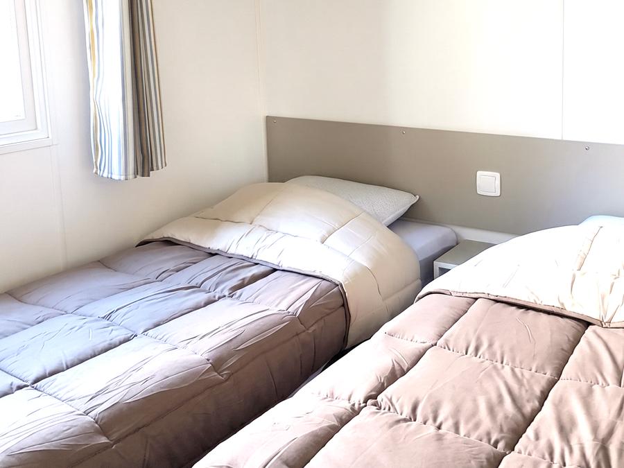 Mobilhome 4 personnes - CHARADE - TV 6