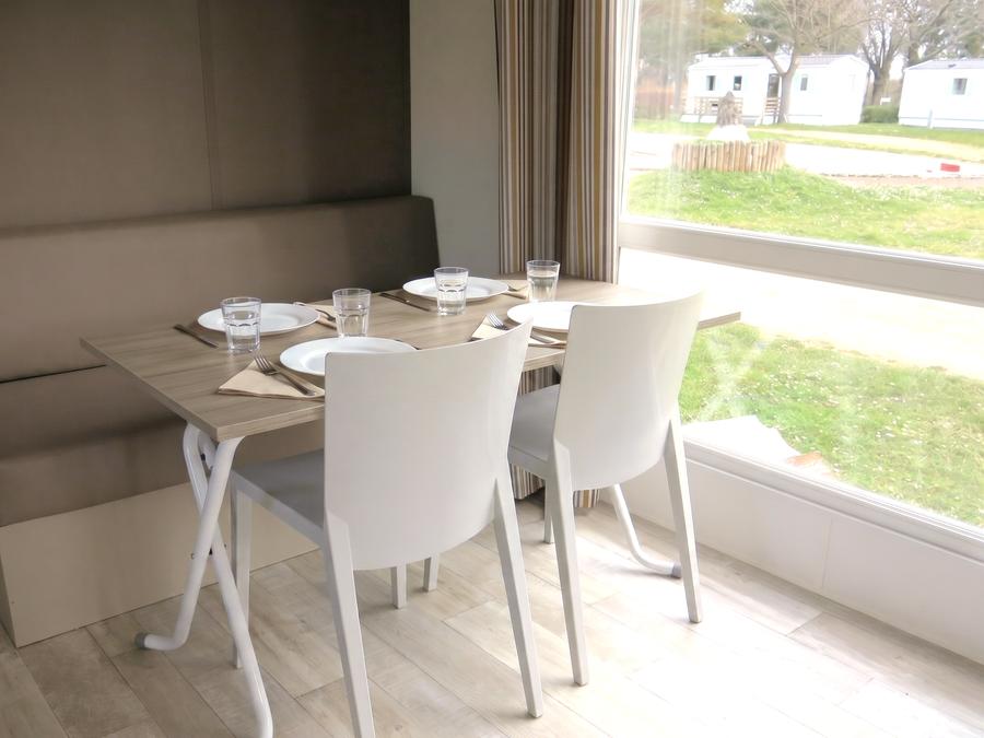 Mobilhome 4 personnes - CHARADE - TV 4