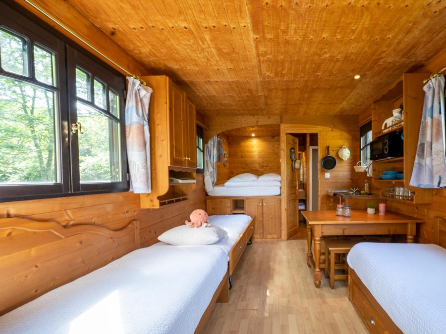 Insolite 5 personnes - ROULOTTE GÎTE 14
