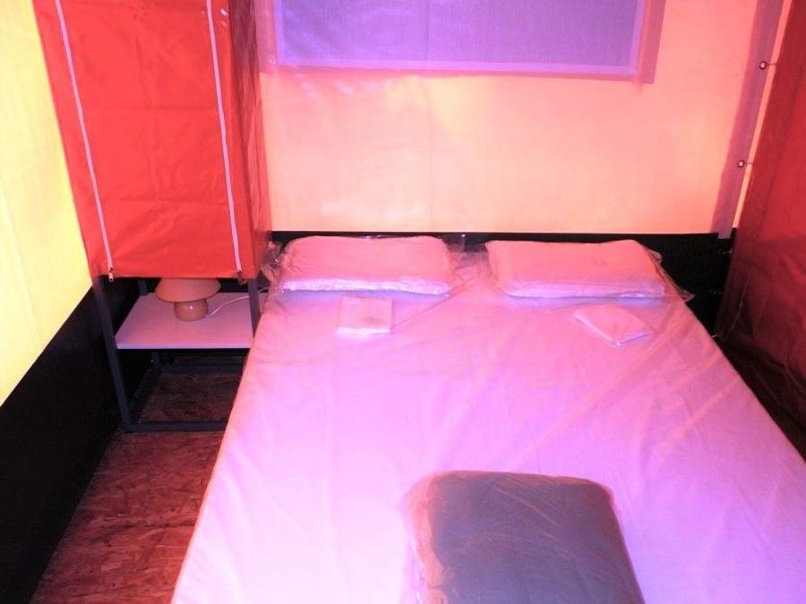 Bungalow toilé 4 personnes - CYRUS 2