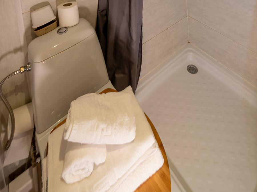 Hébergement 2 personnes - CABANE MAGIQUE 15