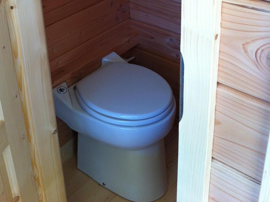 Insolite 5 personnes - Toue cabanée accostée avec sanitaires 11