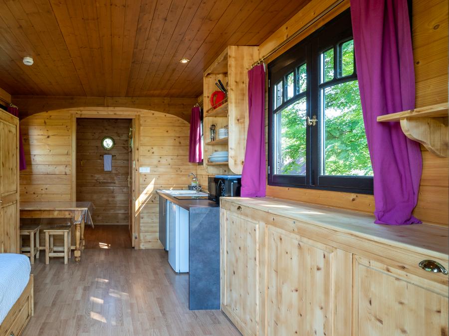 Hébergement 3 personnes - Roulotte Gîte Bohème 11