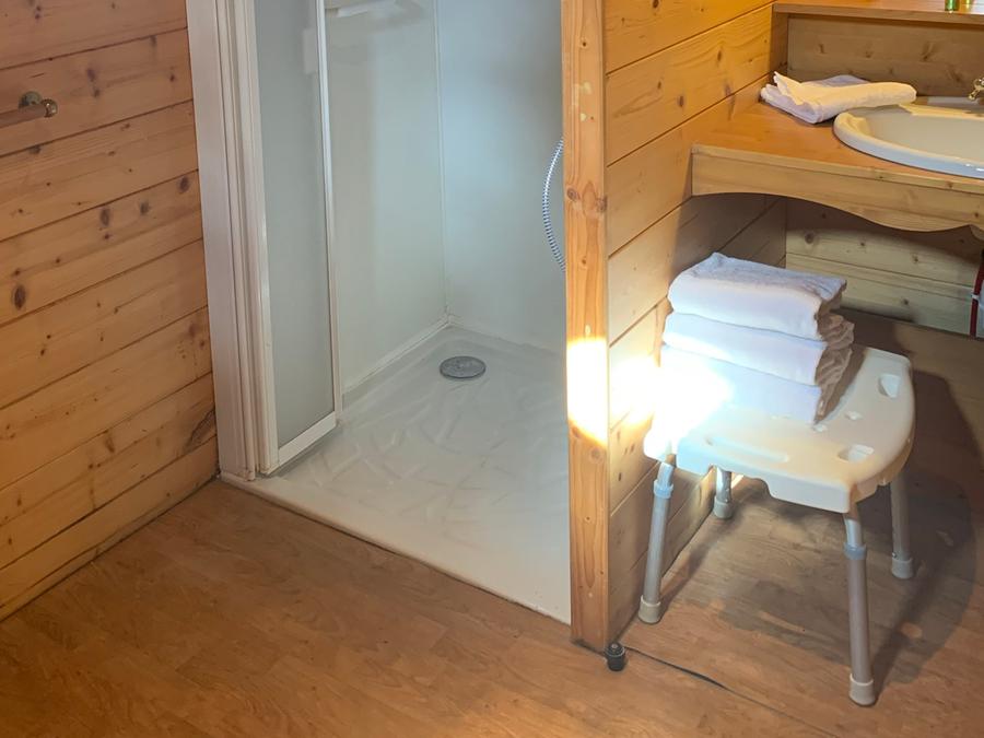 Hébergement 3 personnes - Roulotte Gîte Bohème 14