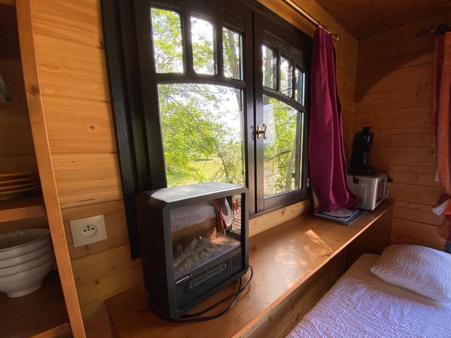 Hébergement 3 personnes - Roulotte Gîte Bohème 3