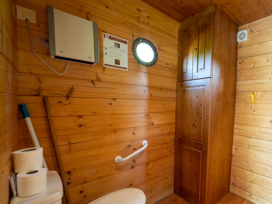 Hébergement 3 personnes - Roulotte Gîte Bohème 13