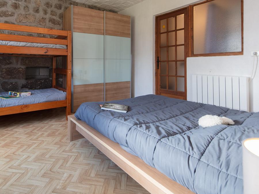 Gîte 4 personnes - F1 -Gite Rez de Chaussée 13