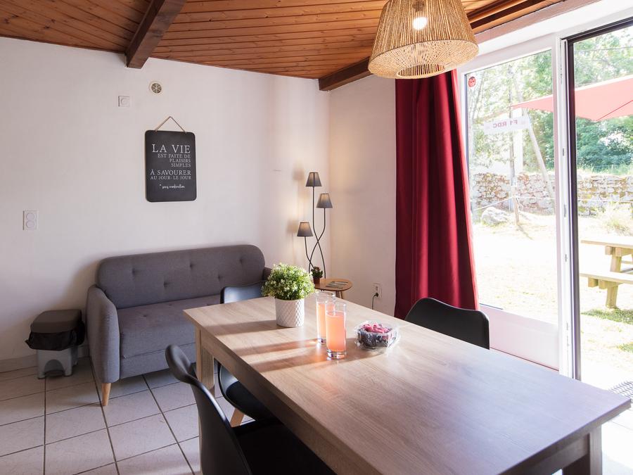 Gîte 4 personnes - F1 -Gite Rez de Chaussée 10