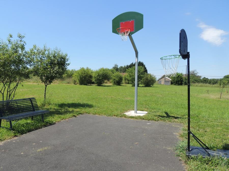 Chalet 2 personnes - LE BOURBONNAIS 6