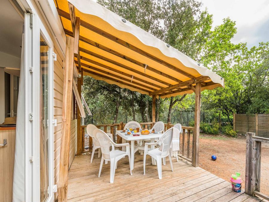 Mobilhome 6 personnes - Classic | 2 Ch. | 4/6 Pers. | Terrasse surélevée | 1 SDB | Clim. 1