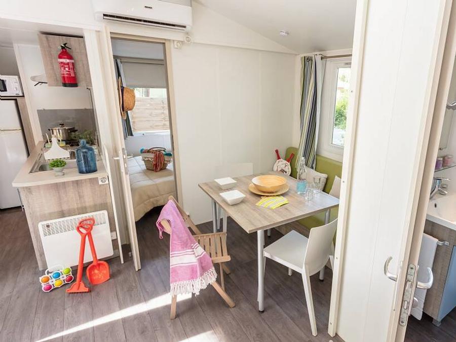 Mobilhome 6 personnes - Classic | 3 Ch. | 6 Pers. | Terrasse surélevée | Clim. 3