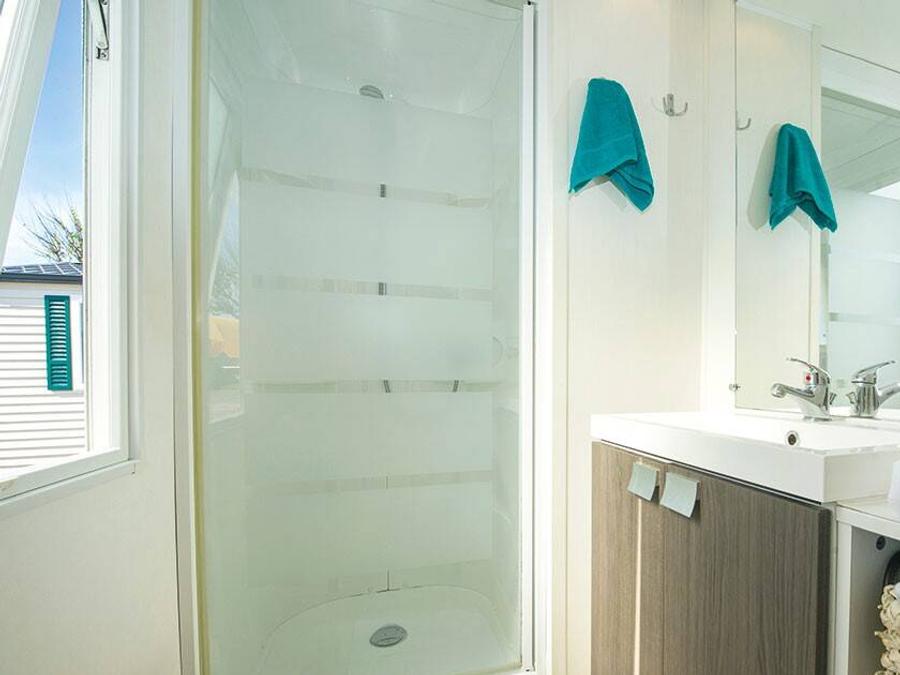 Mobilhome 6 personnes - Classic | 3 Ch. | 6 Pers. | Terrasse simple | Clim. 11