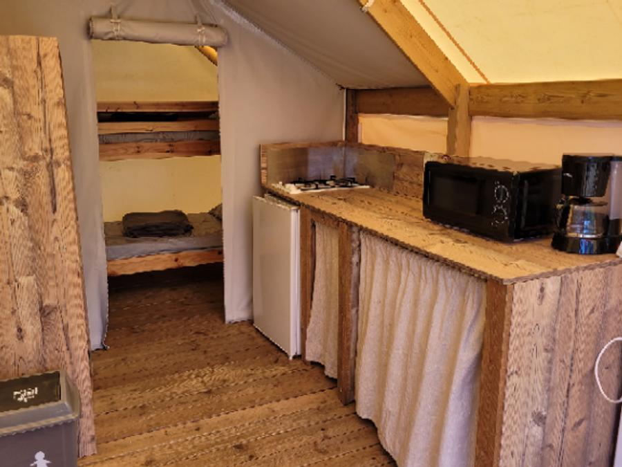 Tente 4 personnes - Tente Junior Standard 17m² (sans sanitaire) 2 chambres + terrasse 9