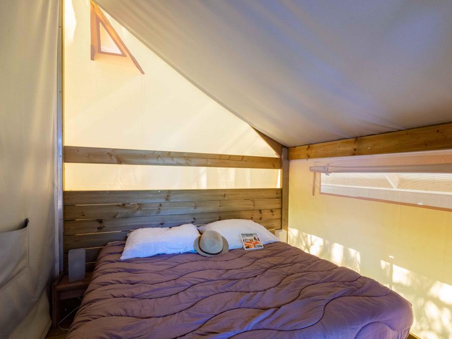 Tente 5 personnes - Tente Junior sur pilotis 21m² (sans sanitaire) 2 chambres + terrasse 5