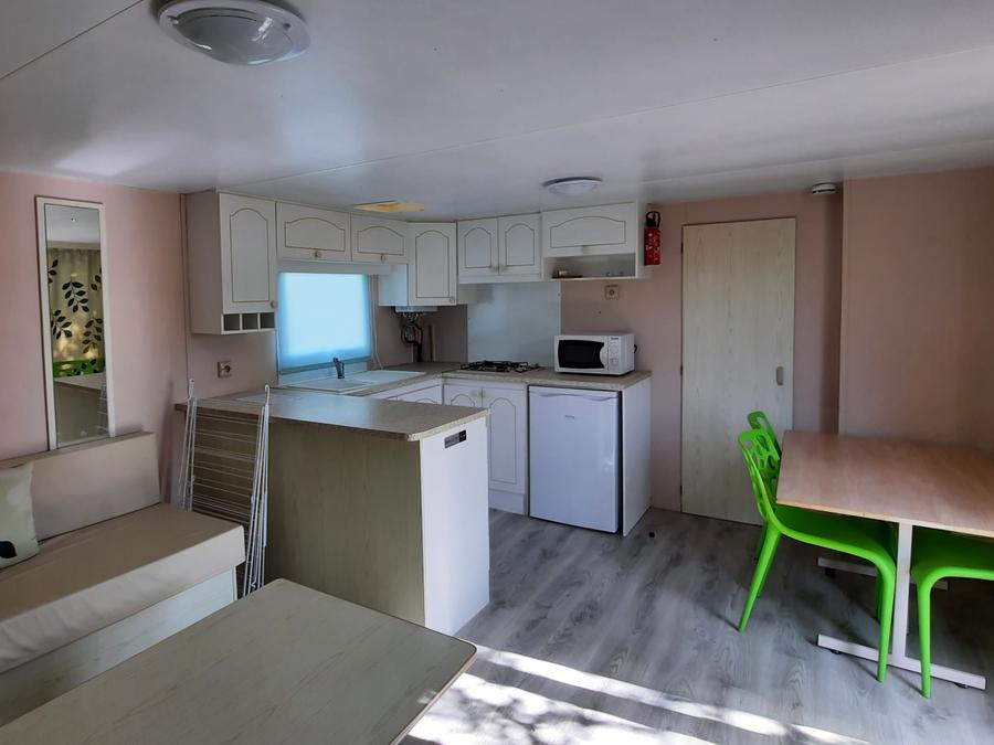 Mobilhome 4 personnes - COLLONGES LA ROUGE 3