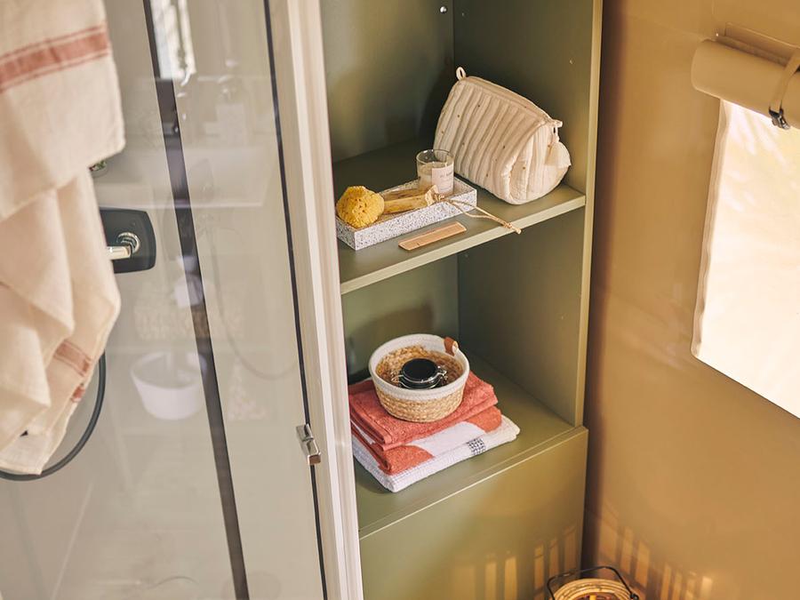 Tente en toile et en bois 4 personnes - Woodlodge Vue Loire Confort 26m² - 2 chambres + terrasse 4 pers 9