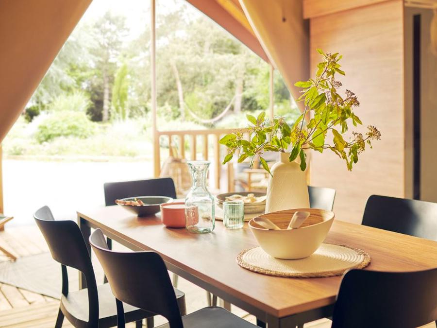 Tente en toile et en bois 4 personnes - Woodlodge Vue Loire Confort 26m² - 2 chambres + terrasse 4 pers 2