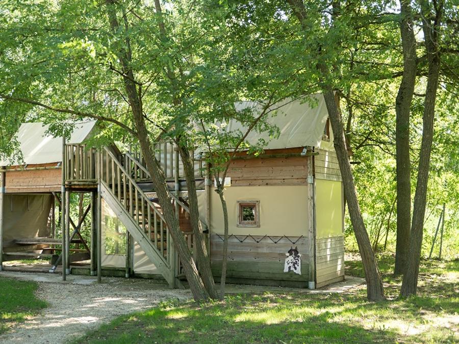 Insolite 6 personnes - Le Nid (sanitaires communs du camping) 9