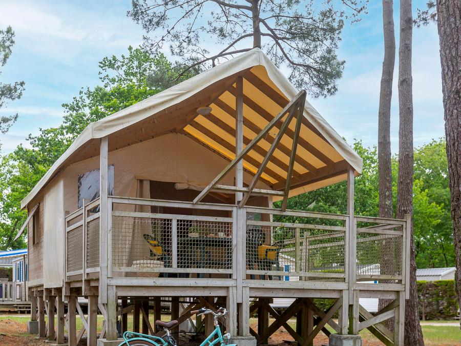 Tente en toile et en bois 4 personnes - INSOLITE CONFORT LODGE (sans sanitaires) 0
