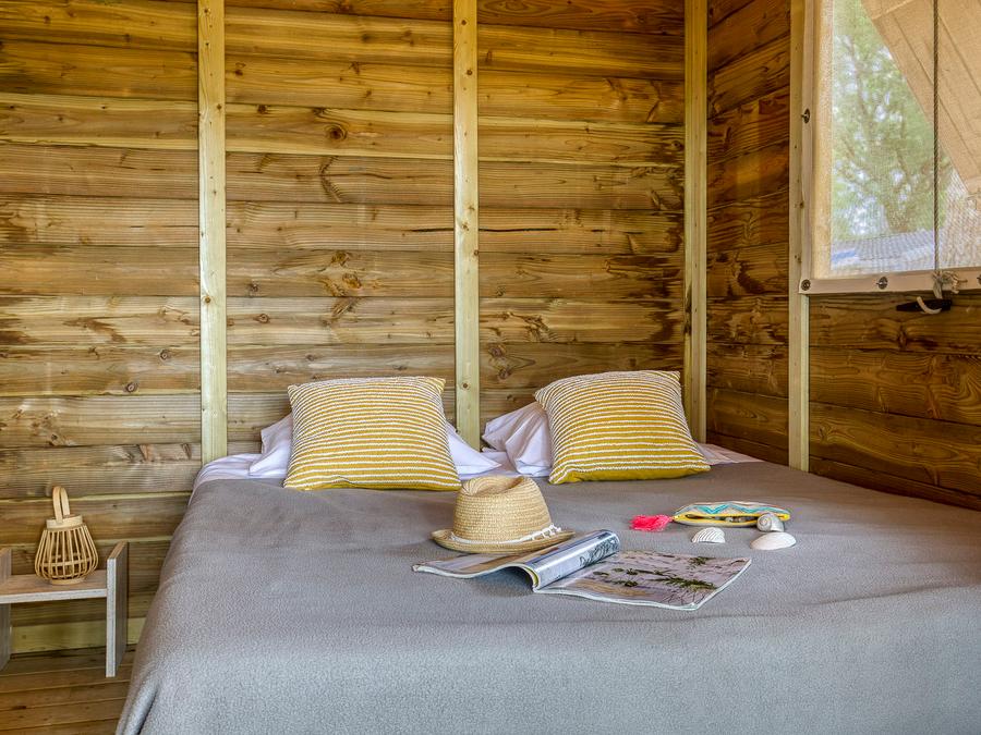 Tente en toile et en bois 4 personnes - INSOLITE CONFORT LODGE (sans sanitaires) 6
