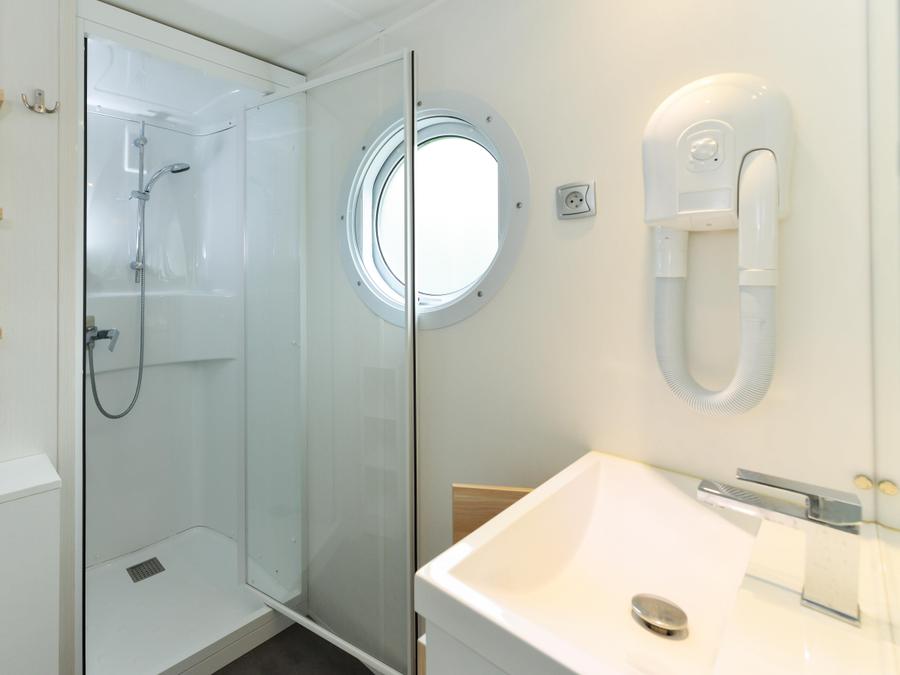 Mobilhome 4 personnes - Mobil-home Perceval Standard 29m² (2 chambres) + terrasse couverte + TV 9