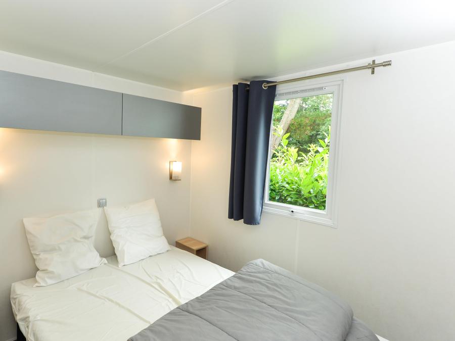 Mobilhome 4 personnes - Mobil-home Perceval Standard 29m² (2 chambres) + terrasse couverte + TV 5