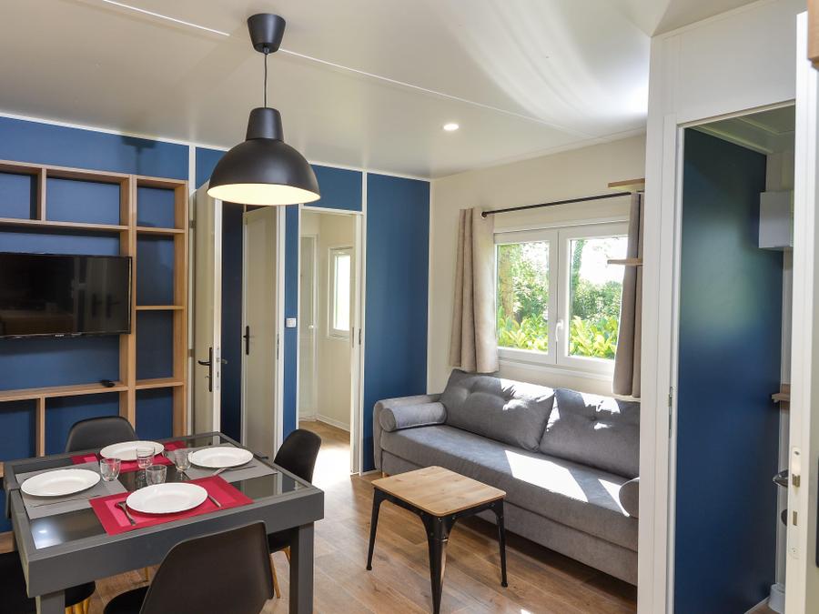 Mobilhome 4 personnes - Mobil-home Camelot Premium 32m² (2 chambres) + grande terrasse couverte/ Zone piétonne 4 pers 1