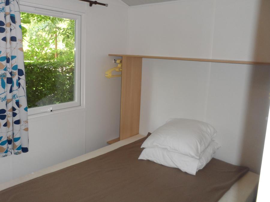 Bungalow toilé 5 personnes - BUNGALOW TOILE sans sanitaires et sans eau 2