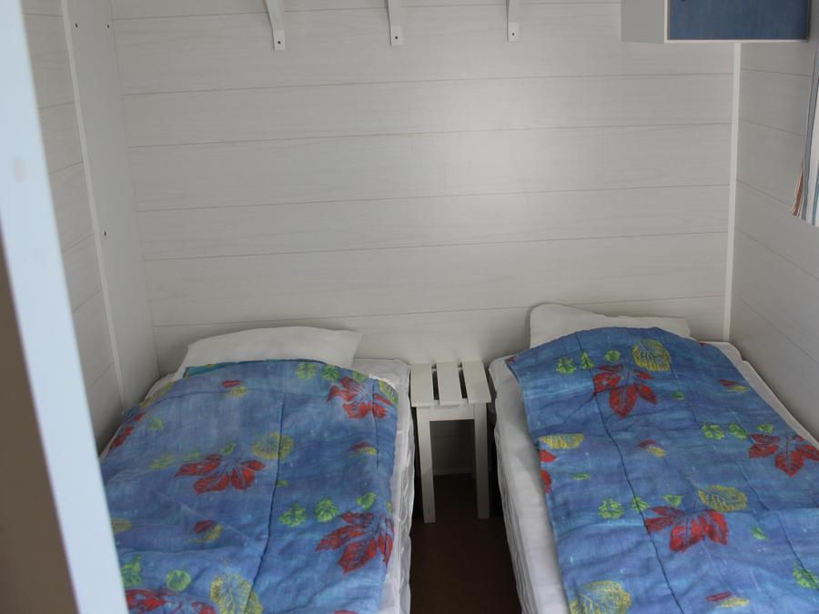 Mobilhome 4 personnes - MH2 20 m² pas de terrasse (lits: 1 gd + 2 pts côte à côte) 4