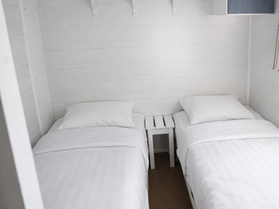 Mobilhome 4 personnes - MH2 20 m² pas de terrasse (lits: 1 gd + 2 pts côte à côte) 9