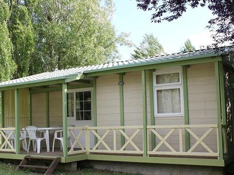 Chalet 5 personnes - BOIS avec terrasse 0