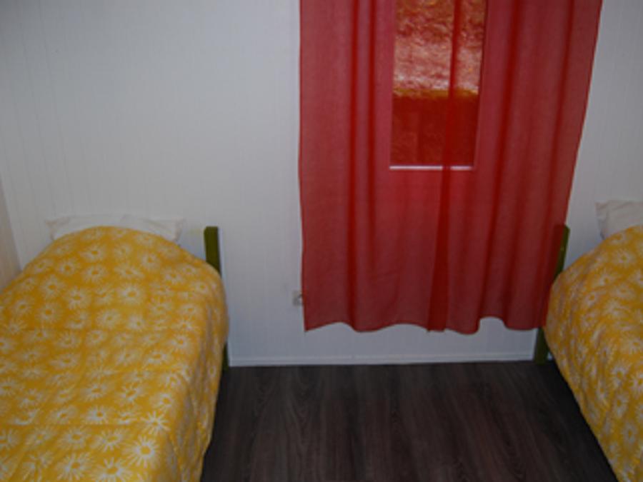 Chalet 5 personnes - Chalet Confort Authentik 34m² - 2 chambres + Terrasse couverte - 5/7 pers 3
