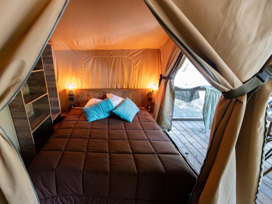 Tente en toile et en bois 4 personnes - Lodge Insolite Pinède 34 m² - 2 chambres + Terrasse couverte + Plancha - 4/5 pers 12